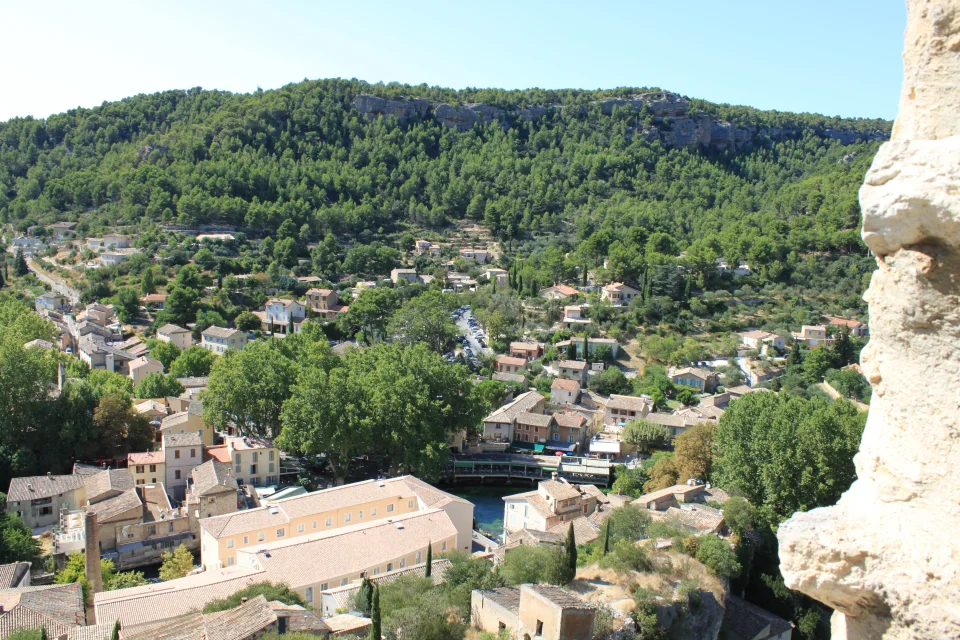 Vue de Fontaine de Vaucluse