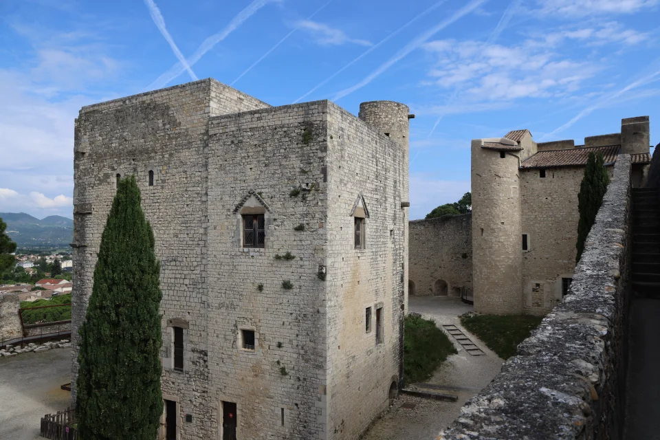 Vue de Château de Montélimar