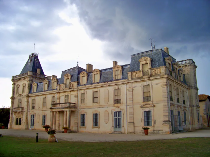 Vue de Château de Saint-Gilles