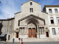 Église de SAINT TROPHINE