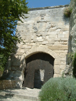 Porte Eyguières