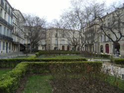 Place de la Canourgue