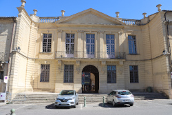 Hôtel de ville